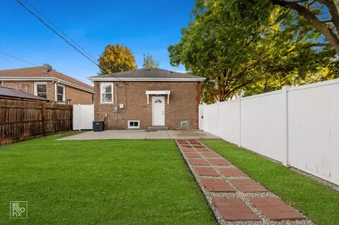 3624 W 66th Pl, Chicago, IL 60629 photo 27