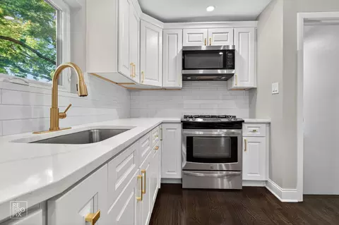3624 W 66th Pl, Chicago, IL 60629 photo 13