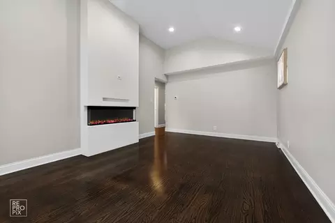 3624 W 66th Pl, Chicago, IL 60629 photo 5