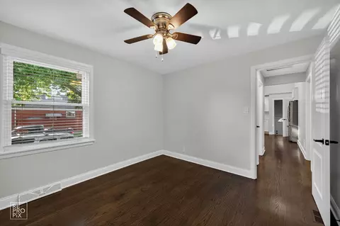 3624 W 66th Pl, Chicago, IL 60629 photo 7