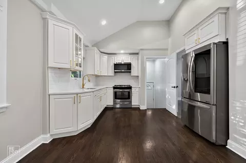 3624 W 66th Pl, Chicago, IL 60629 photo 12