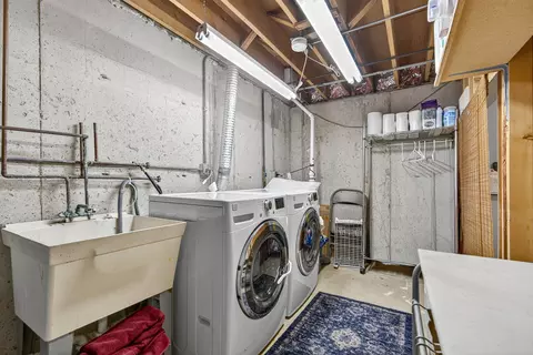 Other - 1049 Liskeard Ct, Wheaton, IL 60189 photo 5 of 6
