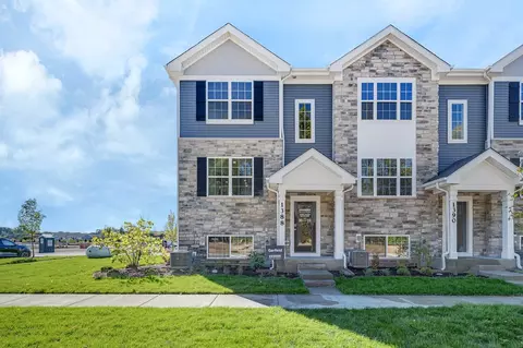 1273 Foxglove Dr, Bartlett, IL 60103