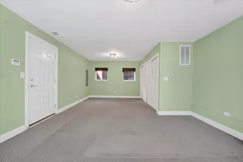 5233 W Olive Ave, Chicago, IL 60646 photo 29