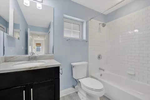 5233 W Olive Ave, Chicago, IL 60646 photo 26