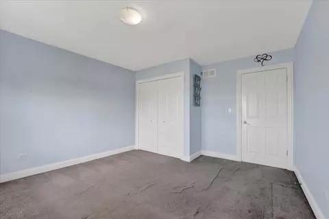 5233 W Olive Ave, Chicago, IL 60646 photo 25