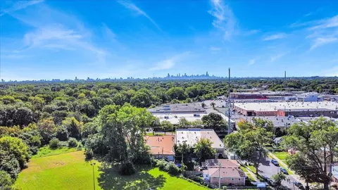 5233 W Olive Ave, Chicago, IL 60646 photo 39