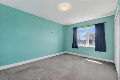 5233 W Olive Ave, Chicago, IL 60646 photo 22