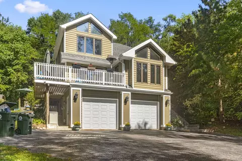 Exterior - 902 Spring Beach Way, Cary, IL 60013 photo 2 of 5