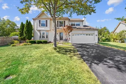 191 Springbrook Ct, Mundelein, IL 60060