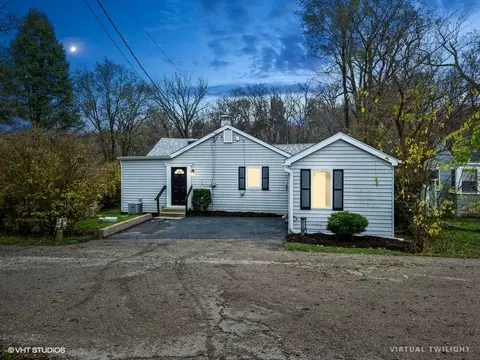 21621 W Cedar Ave, Lake Villa, IL 60046