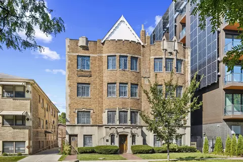 410 S Austin Blvd #3S, Oak Park, IL 60304