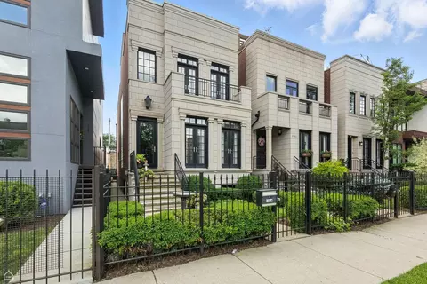 2149 W Huron St, Chicago, IL 60612