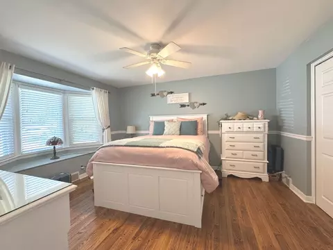 Bedroom - 1088 W Walnut St, Kankakee, IL 60901 photo 1 of 2
