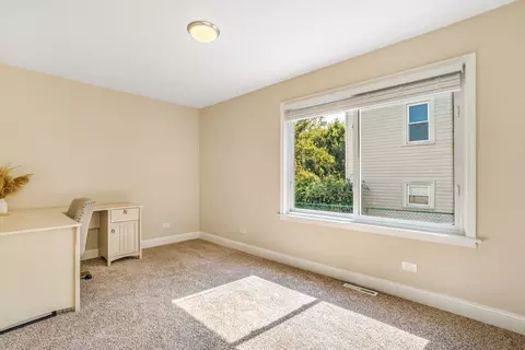 Bedroom - 7510 S Thomas Ave, Bridgeview, IL 60455 photo 5 of 6