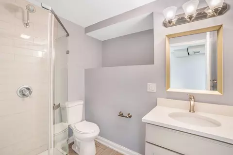 Bath - 7510 S Thomas Ave, Bridgeview, IL 60455 photo 3 of 3