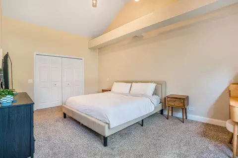 Bedroom - 7510 S Thomas Ave, Bridgeview, IL 60455 photo 1 of 6