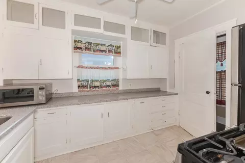 Kitchen - 528 E 2nd St, El Paso, IL 61738 photo 1 of 3
