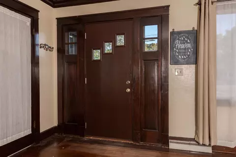 Entry Way - 528 E 2nd St, El Paso, IL 61738 photo 2 of 2