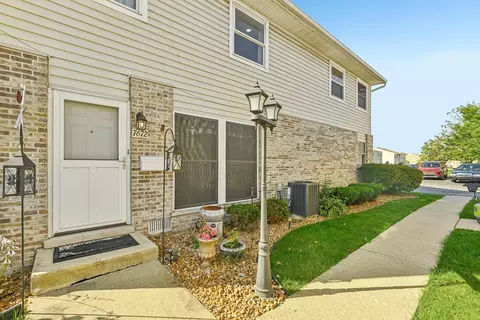 7672 159th Pl, Tinley Park, IL 60477
