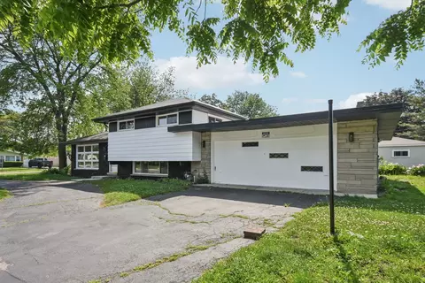 Exterior - 980 Marshall Dr, Des Plaines, IL 60016 photo 6 of 6
