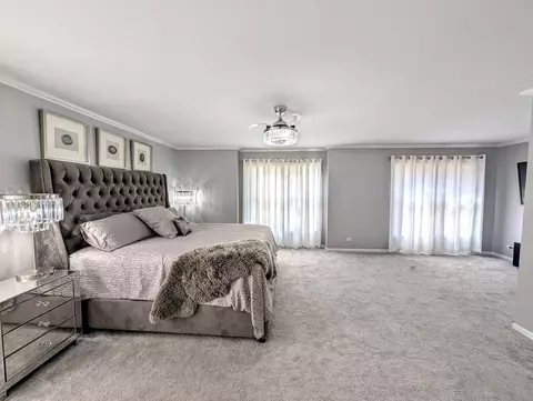Bedroom - 5520 Bear Claw Ct, Hoffman Estates, IL 60192 photo 2 of 5
