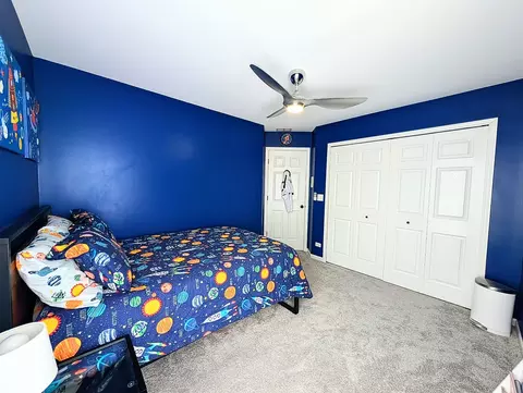 Other - 5520 Bear Claw Ct, Hoffman Estates, IL 60192 photo 2 of 9