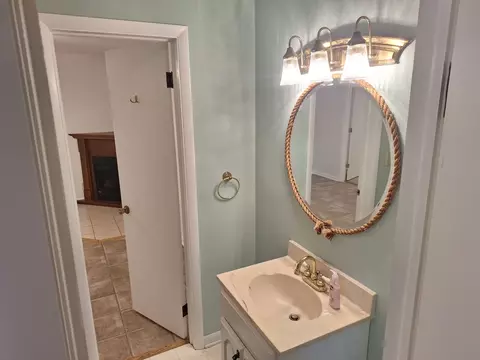 Bath - 101 E Lincoln St, Sidell, IL 61876 photo 3 of 6