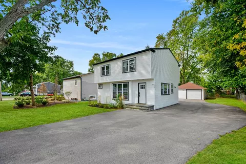 1410 Juneway Ter, Round Lake Beach, IL 60073
