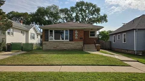 413 Greenbay Ave, Calumet City, IL 60409