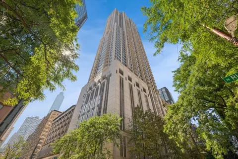 55 Erie St #1604, Chicago, IL 60611