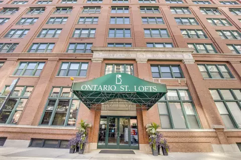 411 W Ontario St #426, Chicago, IL 60654