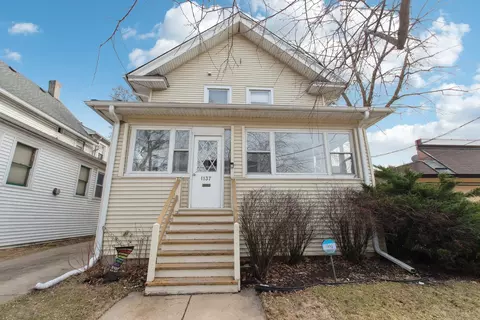 1137 Erie St, Oak Park, IL 60302