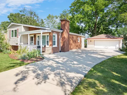1053 S Norbury Ave, Lombard, IL 60148
