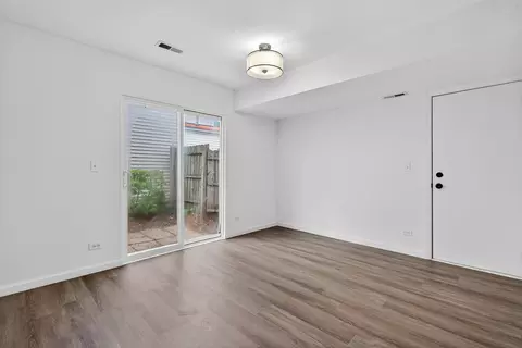 Other - 1053 Symphony Dr, Aurora, IL 60504 photo 3 of 9