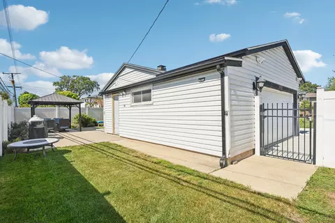998 Willson Dr, Des Plaines, IL 60016 photo 44