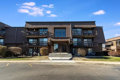 1620 Richmond Cir #208, Joliet, IL 60435