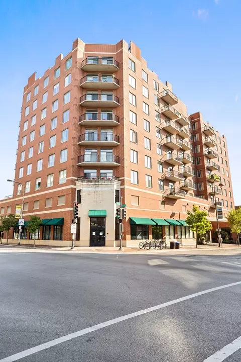 515 Main St #709, Evanston, IL 60202
