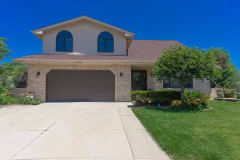 17631 Dover Ct, Tinley Park, IL 60487