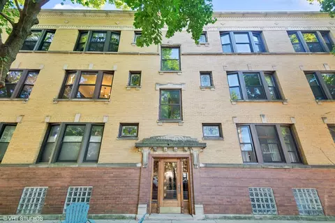 2103 W Byron St #2E, Chicago, IL 60618