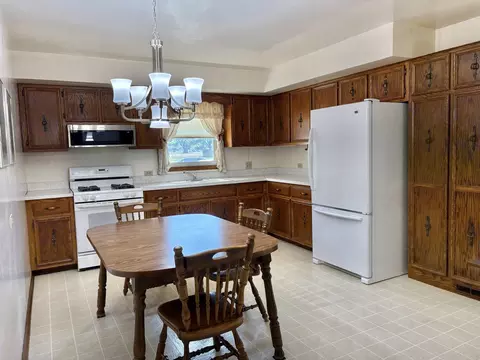Kitchen - 1409 Catherine St, Ottawa, IL 61350 photo 1 of 3