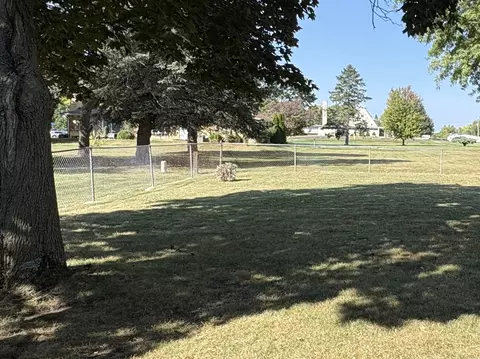 Exterior - 1409 Catherine St, Ottawa, IL 61350 photo 3 of 4