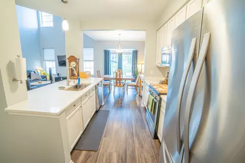 24135 W Walnut Cir, Plainfield, IL 60585 photo 4