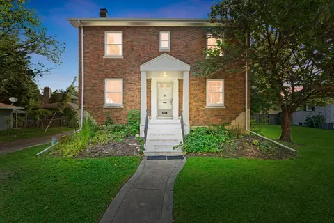 3811 Rosemear Ave, Brookfield, IL 60513