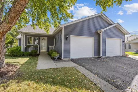 727 Harmony Ct, North Aurora, IL 60542