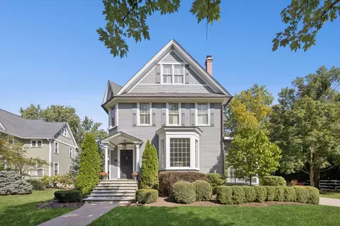 133 E Walnut St, Hinsdale, IL 60521