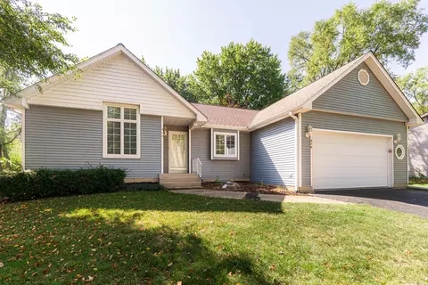 312 Olsen St, Yorkville, IL 60560