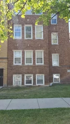 6340 N Artesian Ave #2A, Chicago, IL 60659