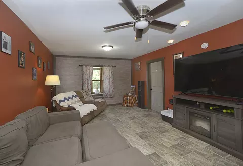 Living - 429 E 1st St, Oglesby, IL 61348 photo 1 of 1