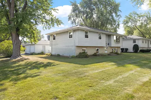 Exterior - 1504 Addleman St, Joliet, IL 60431 photo 2 of 7